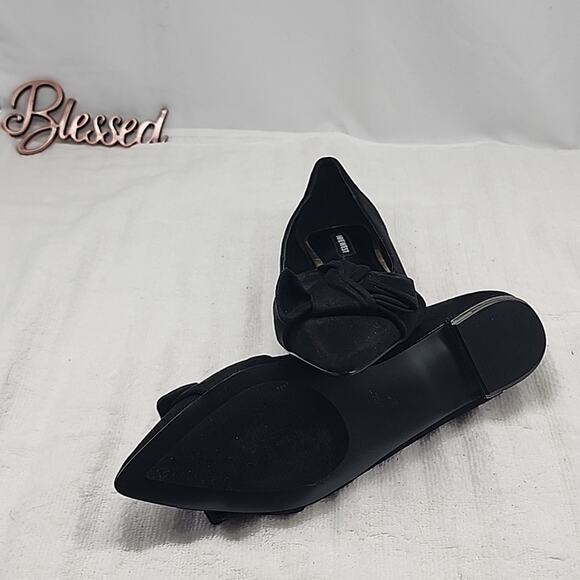 ●NINE WEST●FAVS FLATS BLACK POINTED-TOE GOLD TRIM BOW ON TOE BOX LADIES 8 NWOB - Picture 12 of 16